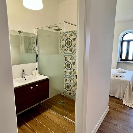L'aura Apartment
